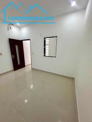 🏠âu dương lân ,quận 8 ,2 tầng ,4mx10m,hẻm 3m ,nhỉnh 4,x tỷ - 4