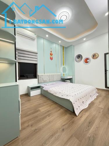 🔥HOT : Tây Sơn - Đống Đa: 26 m2 - 6 Tầng - 2 mặt ngõ - Chỉ 5.33 Tỷ - Vài bước ra phố - 4