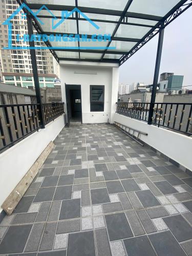 Siêu vip - Bán nhà đường đôi Tân Mai, 45m2, 5 tầng, 7 ngủ, 4 WC - Thang máy, Full đồ - 1