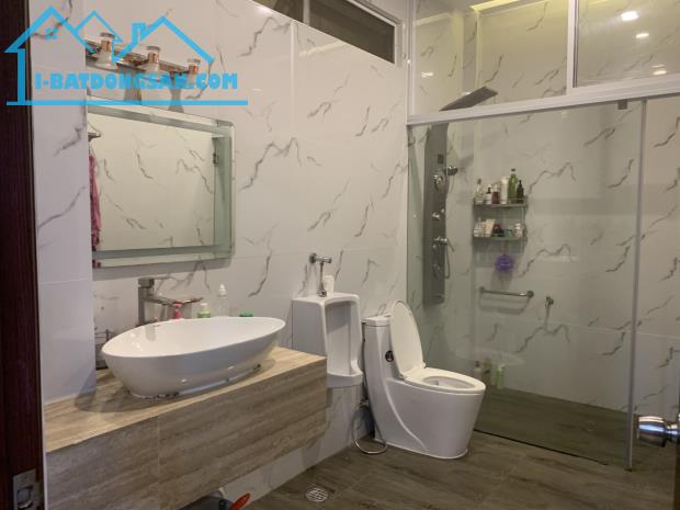 [QUẬN 8] CAO LỖ. BÁN  BIỆT THỰ NGANG 8  - DTS 402 M2. GIÁ CHỈ 26.9 tỷ TL CHẤT SANG XỊN MỊN - 1