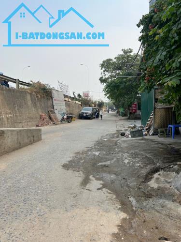BÁN NHÀ TÂY HỒ VIEW SÔNG HỒNG - Ô TÔ VÀO NHÀ - BA BƯỚC CHÂN RA Ô TÔ TRÁNH NHAU - 2