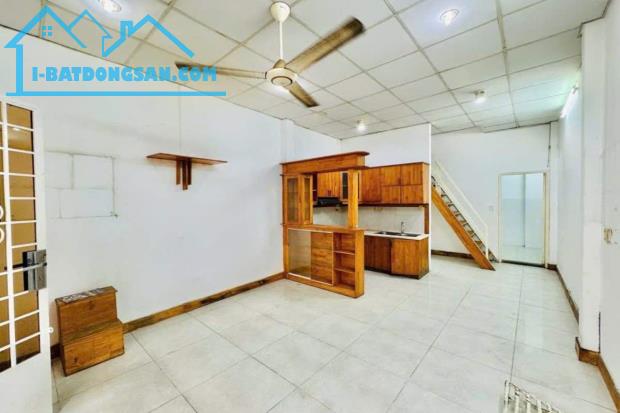 Bán nhà hẻm 4m, Nguyễn Văn Đậu, Bình Thạnh, 41 m² (4.2m x 10m) - Giá 5.3 tỷ TL