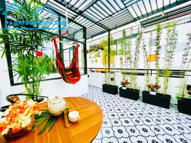 SIÊU VỊ TRÍ, NHÀ MỚI ĐÓN TẾT, 4 TẦNG, DTSD 120M2, HẺM XE HƠI, SÁT MẶT TIỀN, PHAN XÍCH LONG