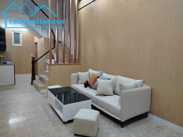 Bán nhà riêng phố Cầu Giấy phân lô, kinh doanh gần phố giá nhỉnh 7 tỷ - 2