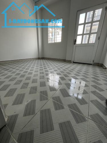 DUY NHẤT CHỈ 10M RA HẺM XE TẢI BÌNH LONG - TÂN PHÚ 70M2(5 ×14) - GIÁ 4.X TỶ - 1