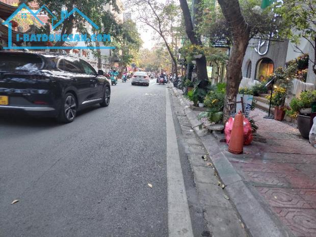 Bán nhà mặt phố HÀNG THAN lô góc phố 2 chiều kinh doanh sầm uất vỉ hè rộng