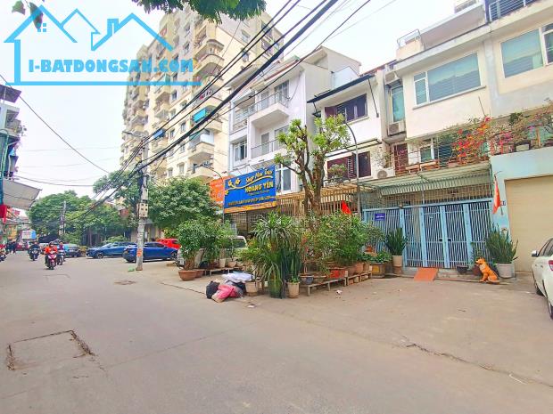 (LÔ GÓC, MẶT NGÕ, Ô TÔ) Bán nhà VŨ NGỌC PHAN, Đống Đa, dòng tiền tốt. DT 51m 5T mt 4,2m - 1