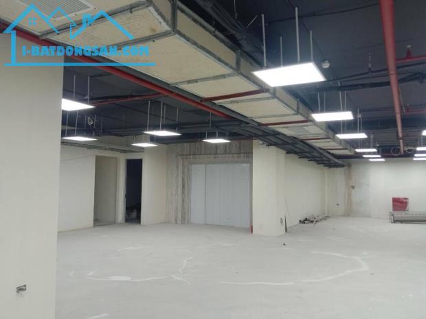 Bán Building mặt phố trung tâm Hai Bà Trưng 200m2 9 tầng mt 6.8m 3 mặt thoáng - 1