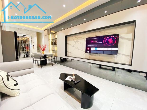 Vạn Phúc – Phố Lụa , 32 m2*5T,  THANG MÁY – NỘI THẤT XỊN Ở NGAY , 9 tỷ , LH : 0975828904