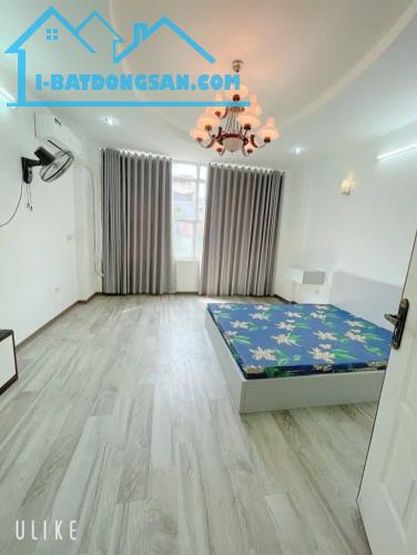 Bán nhà Nguyễn Văn cừ - Dân xây- Kinh doanh - Oto tránh - 6 tầng 65m2- 14 tỷ ( Thương