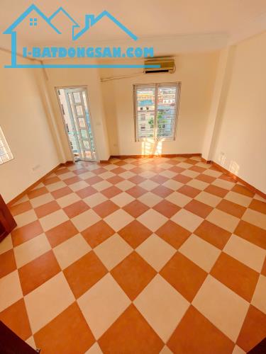 Nhà dòng tiền- ÔTÔ đỗ cửa 65m2*6 tầng/ 12.45 tỷ -70m ra 219 mặt đường Trường Chinh - 5