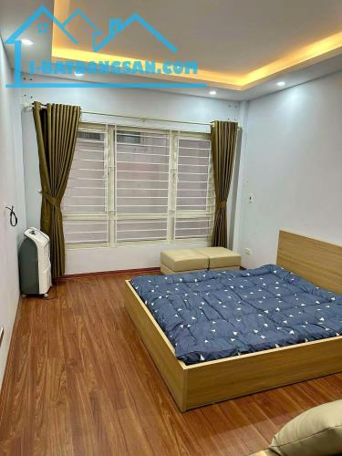 Cho thuê nhà ngõ 125 Bủi Xương Trạch, 33m2, 5 tầng, 3 ngủ, 12 Triệu - 1