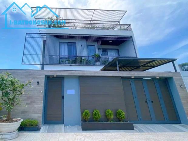 Cần bán villa Sơn Trà - 150m2 ngang 10m - dòng tiền ổn định 50tr/tháng