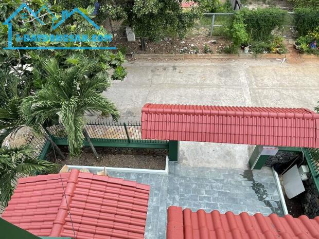 BÁN GẤP BIỆT THỰ 4 TẦNG -THÂN VĂN NHIẾP -BÌNH TRƯNG TÂY -Q.2 ,380M2 6PN , GIÁ 39 TỶ 800TR - 4