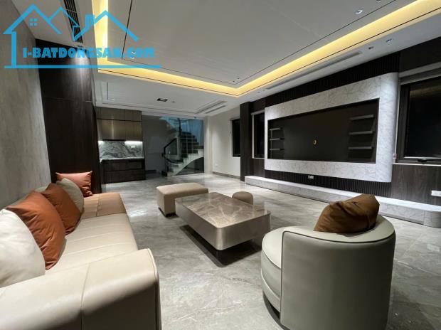 Siêu Phẩm Nhà Ngõ 548 Nguyễn Văn Cừ, Long Biên, 50m2, 7 Tầng, Gara 2 Ô Tô, Thang Máy - 3