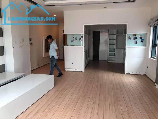 Bán căn hộ Khu TT phố Liễu Giai số 19-DT 60 m2,Tầng 3-2 NGỦ-1 WC-BAN CÔNG THOÁNG. - 1