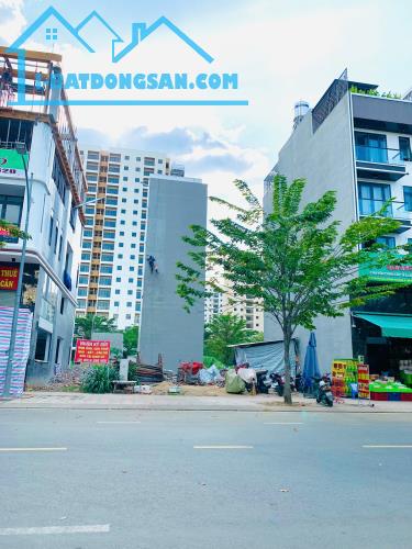 Bán Đất Xây Cao 6 Tầng Mặt Tiền Chợ Bình Khánh,Quận 2 DT:139m2(10mx13,9m) Đường Rộng 24m - 2