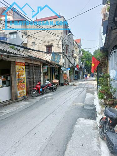 BÁN ĐẤT TÂY HỒ - ĐƯỜNG Ô TÔ TẢI - HÀNG XÓM CIPUTRA