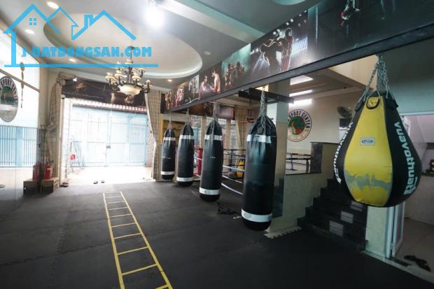 NHÀ (8.2x17.3), NỞ HẬU LÔ GÓC 2MT SIÊU TO HUỲNH THỊ HAI, Q12 GIÁ TỐT - 1