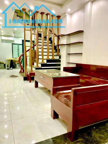 BÁN NHÀ PHỖ VŨ TÔNG PHAN, NGÕ RỘNG, ĐẦY ĐỦ NỘI THẤT, TIỆN ÍCH, 44M2, 5 TẦNG, GIÁ 10.5 TỶ.