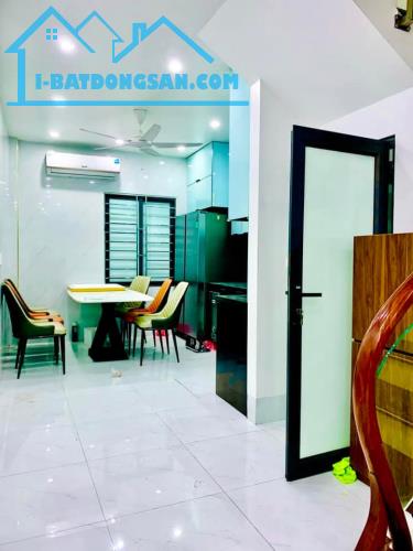 BÁN NHÀ PHỖ VŨ TÔNG PHAN, NGÕ RỘNG, ĐẦY ĐỦ NỘI THẤT, TIỆN ÍCH, 44M2, 5 TẦNG, GIÁ 10.5 TỶ. - 1