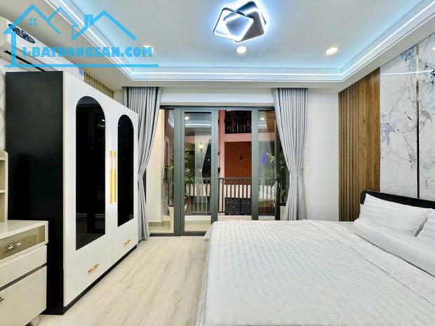 CHỦ XOẮN BÁN GẤP NHÀ MỚI XINH - HẺM Ô TÔ - 5 TẦNG - 64M2 -THANG MÁY - 3