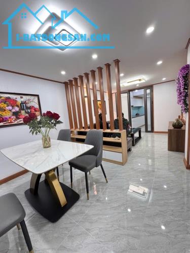 Bán nhà riêng phố Bạch Mai - 42m2 - mặt tiền 4m - giá 4,98 tỷ - Nhà đẹp ở ngay, SĐCC - 4