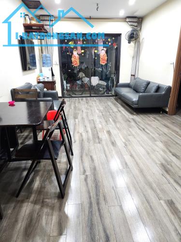 Bán căn góc chung cư 70m2 Tam Trinh - Hoàng Mai, full đồ sổ đỏ 4.3 tỷ - 2