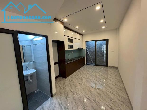 Bán nhà Vũ Xuân Thiều, 1 Nhà ra Phố. Ngõ thông, 2 mặt thoáng. 50m x 4T. Nhỉnh 7 tỷ. - 3