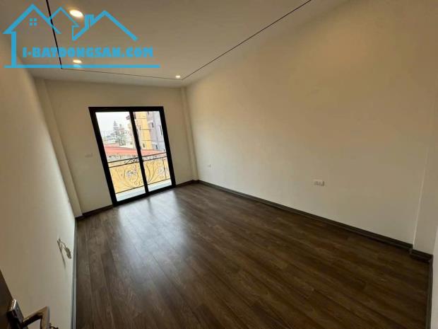 Bán nhà Vũ Xuân Thiều, 1 Nhà ra Phố. Ngõ thông, 2 mặt thoáng. 50m x 4T. Nhỉnh 7 tỷ. - 5