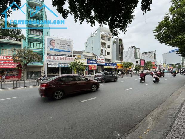 Bán nhà mặt tiền Bạch Đằng,P.24,Q.Bình Thạnh,dt: 3,6 x 15 nhà xây 2 lầu 10 Tỷ 6.