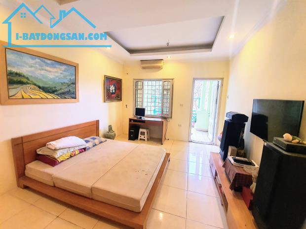 NHÀ MẶT NGÕ THỤY KHUÊ - NGÕ BA GÁC PHI - BA BƯỚC CHÂN RA HỒ TÂY - 1
