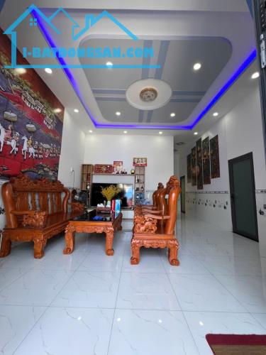 ✅BÁN NHÀ 8,3M X 16M 2/ ĐƯỜNG NGUYỄN THỊ NGÂU,THỚI TAM THÔN , HÓC MÔN - 3