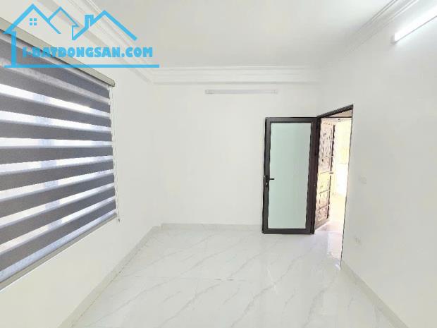Trung tâm quận Nhà Kim Giang 32m 4 t full nội thất đẹp cách 1 nhà ra phố giá 6.85 tỷ - 3
