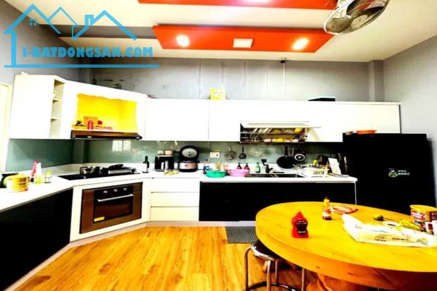 Bán nhà hẻm xe tải, Bùi Quang Là, Gò Vấp, 4.5m x 14m, 54 m², 3 tầng - Giá 8.2 tỷ TL - 2