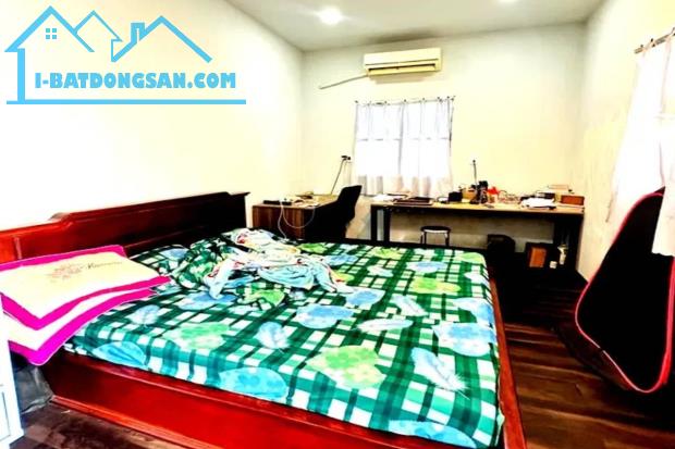 Bán nhà hẻm xe tải, Bùi Quang Là, Gò Vấp, 4.5m x 14m, 54 m², 3 tầng - Giá 8.2 tỷ TL