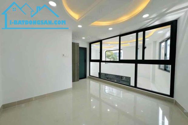 Bán nhà hẻm xe hơi, Hoàng Hoa Thám, Bình Thạnh, 40 m² (4.5m x 9m) - Giá 7.9 tỷ TL