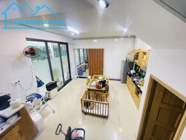 ♪ Mặt Tiền Nguyễn Tri Phương, 230m2, MT 6m, 3 tầng như mới, KD Vip - 3