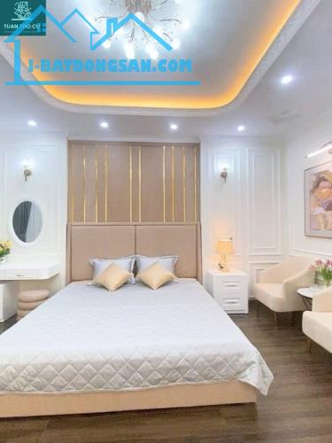 Bán Nhà Tam Trinh Mai Động, Gần Phố, 5 Tầng Mới, 50m2, MT 5m, Nhỉnh 7 tỷ