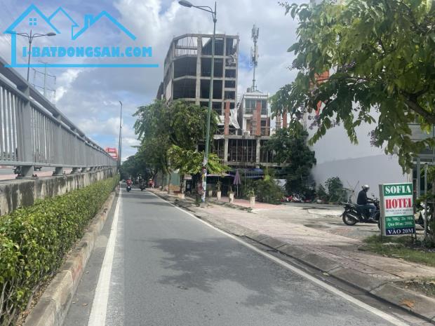 Bán đất Mặt tiền Phạm Văn Đồng, P.13, Bình Thạnh: 18 x 22, giá 59 tỷ. - 4