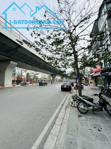 NHÀ VỊ TRÍ VÀNG PHỐ  MINH KHAI – TIMES CITY  -LÔ GÓC  – Ô TÔ ĐỖ CỬA – DT 135M- NHỈNH 31TỶ