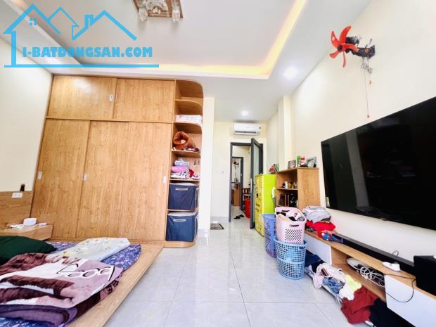 🏡🏡🏡 NHÀ 5 TẦNG HẺM XE HƠI THÔNG .LÊ ĐỨC THỌ PHƯỜNG 15 .GV ...DT 67M .💸💸💸 8.9 TỶ  + N - 4