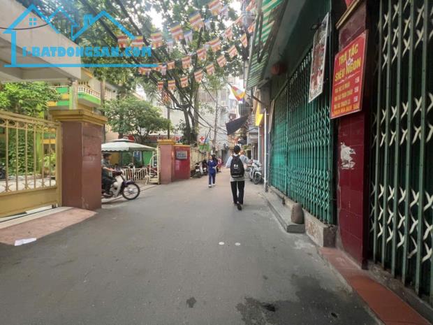 BÁN NHÀ MINH KHAI Ở LUÔN, NGÕ NÔNG GẦN PHỐ, DÂN XÂY, 56M2 GIÁ CHỈ 9,2 TỶ