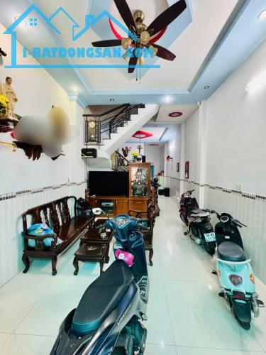 Bán gấp nhà hẻm xe tải Lê Văn Quới, Bình Tân, 4 tầng, 4x16M ( 64M2 ), 6 tỷ ( TL ) - 3