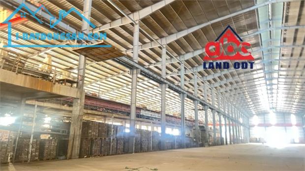 XT003 cho thuê xưởng sản xuất kết cấu kiên cố. có sẵn nhiều cầu trục phục vụ CN nặng - 1