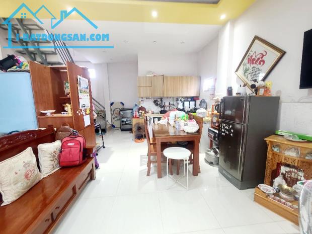 CƠ HỘI CUỐI NĂM - NHÀ ĐẸP GIÁ RẺ TẠI TÂN BÌNH 📣 🏡 Diện tích: 40m² (ngang 5.46m, nở hậu) - 5