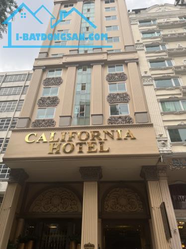 Bán khách sạn 4* California Hotel Thủ Khoa Huân P. Bến Thành, Q. 1, hầm, 14 tầng