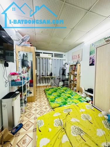 Nhà hẻm ô tô thông, cạnh ngân hàng ACB Phan Huy Ích, 4.3 tỷ - 5