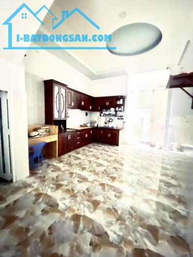 Bán Nhà Hẻm 8M Thông - Lê Trọng Tấn - Tân Phú - 68M2 - 4 Tầng - Chỉ Nhỉnh 7 Tỷ
