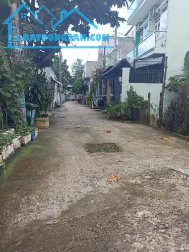 BÁN ĐẤT VƯỜN 2227M2- GIÁ CHỈ 5 TRIỆU/M2 - XUÂN THỚI THƯỢNG - HOC MÔN - 1